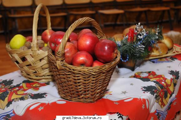 grupa scolar 2011-2012 serbare craciun decembrie 2011