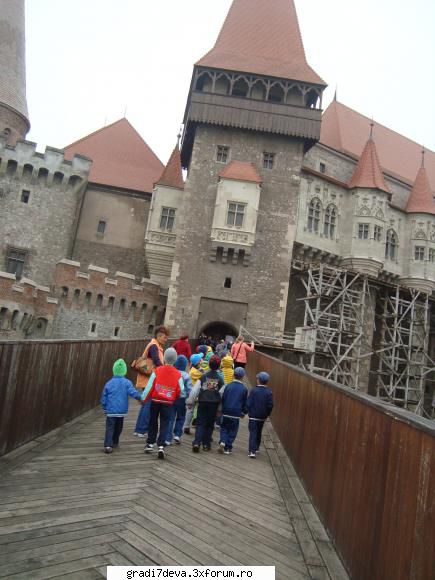 grupa vizitat castelul