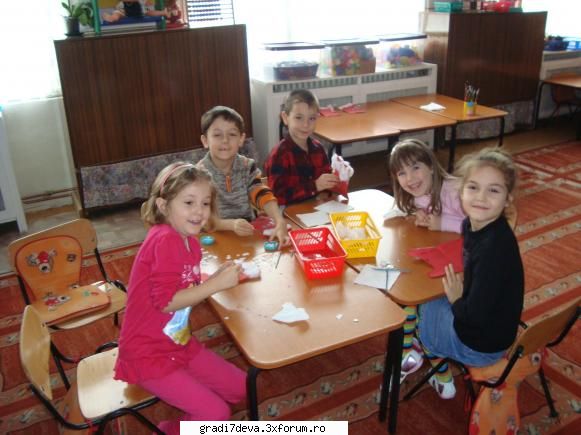 grupa draga mos copiii grupei fost foarte cuminti tot anul. acum asteptam pregatit deja ghetutele