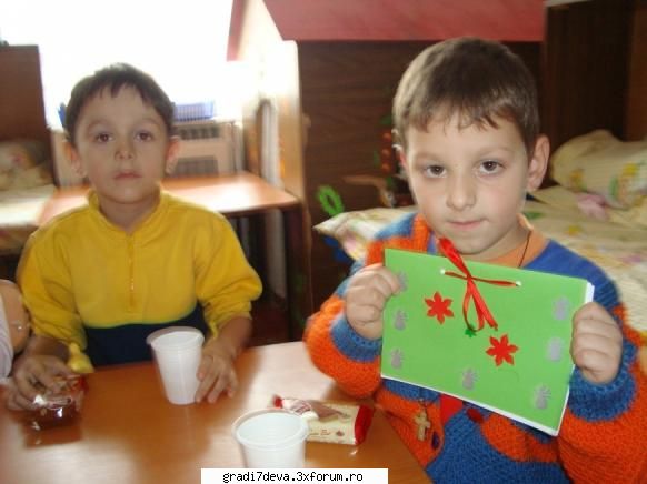 grupa azi l-am sarbatorit radu.la multi ani, radu!