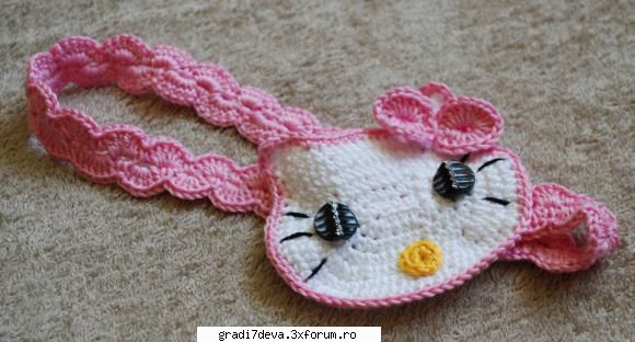 bentita hello kitty caciulite