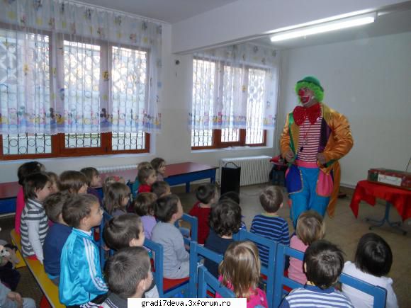 fluturasi asa si, langa mos nicolae, ne-a vizitat şi clovnul tibollo. ne-am mai distrat!