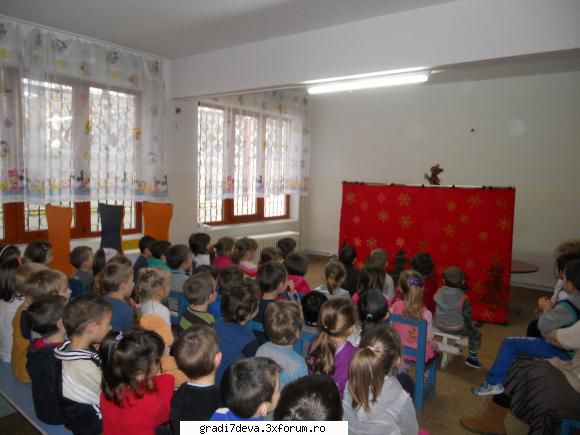 fluturasi teatru
