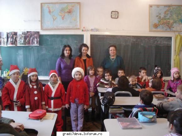 fluturasi i-am colindat elevii clasei iv-a liceul pedagogic deva: