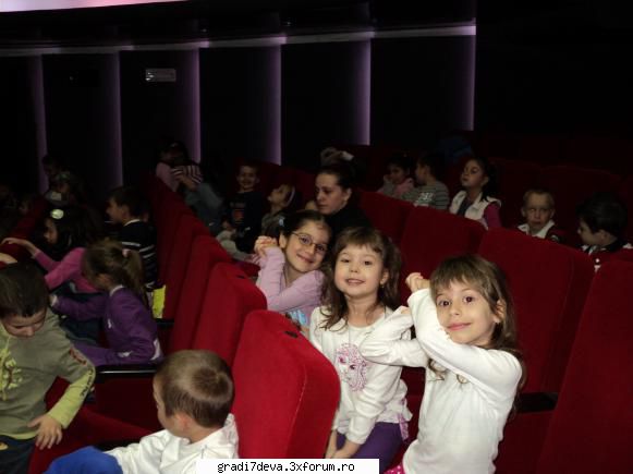 flori astazi fost teatrul arta deva urmarit piesa care urmeaza vor arata cat bine ne-am
