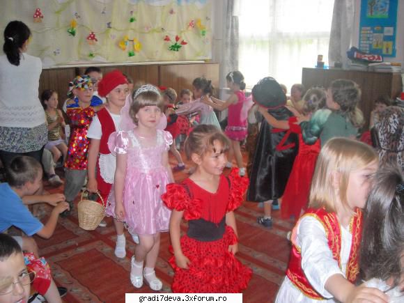 grupa mare plecat vizita colegii din gradinita: grupa
