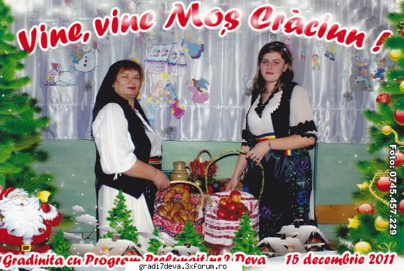 grupa doamnele educatoare asteptand